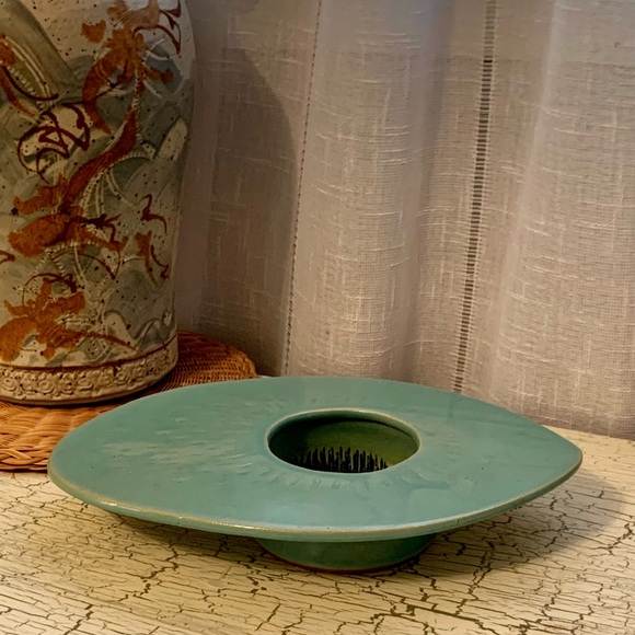 Vintage ikebana vase Celadon green glaze signed MCM Minimalist Decor - Picture 13 of 13